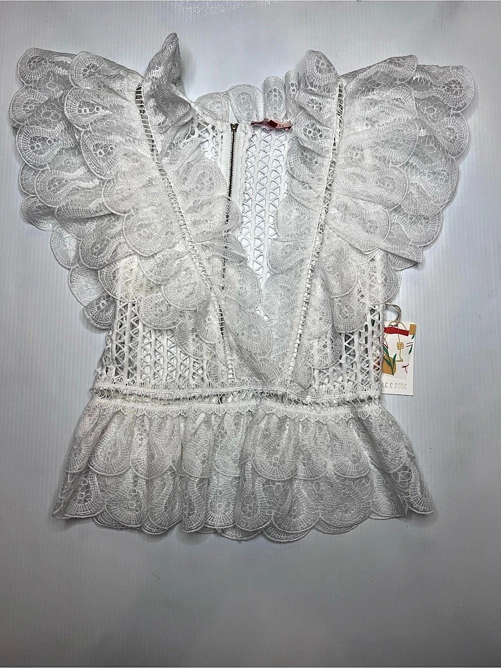Mele E Pere White Lace Crop Top Size Small NWT